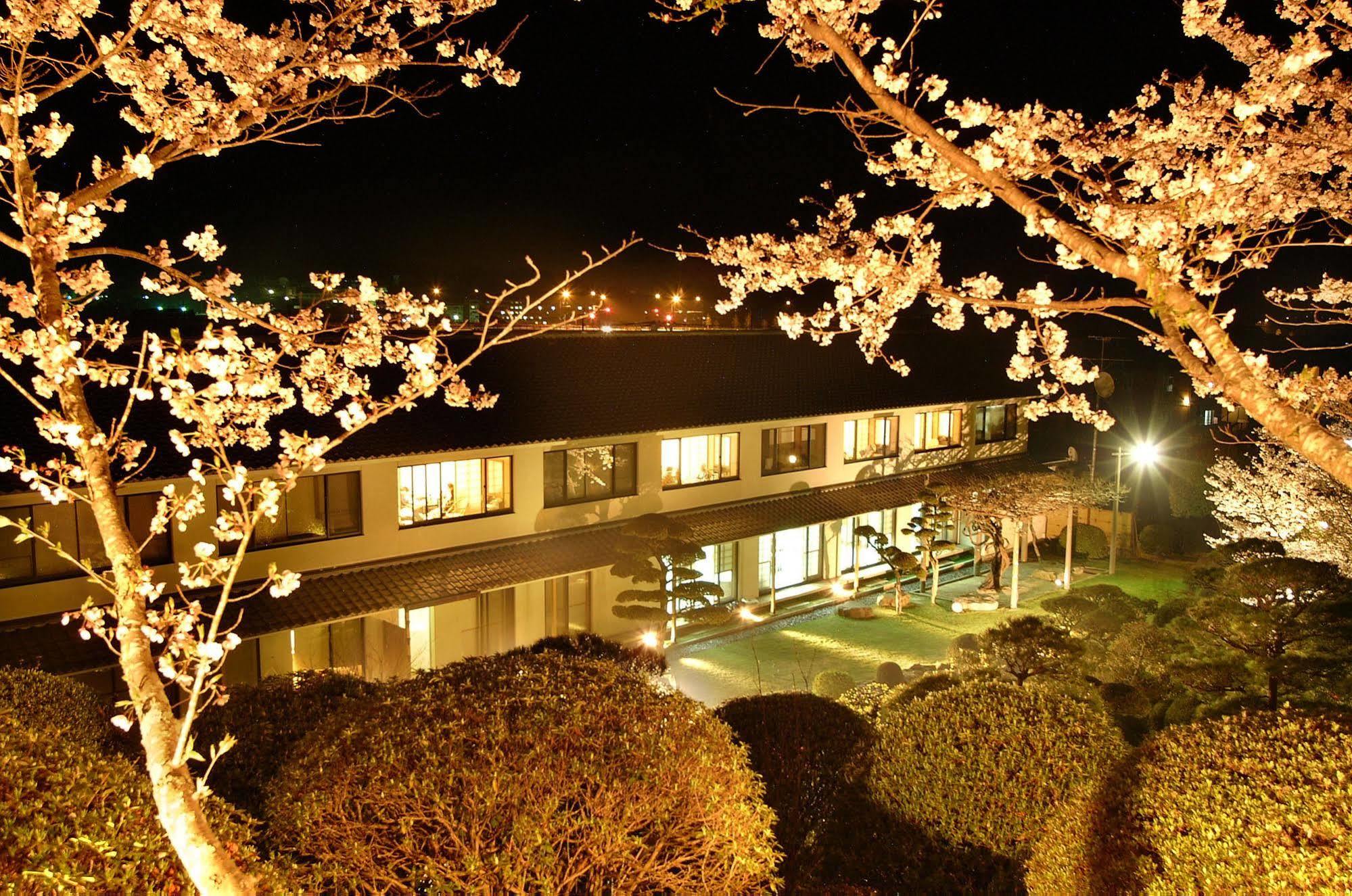 ホテル 尚玄山荘 熊本市 エクステリア 写真