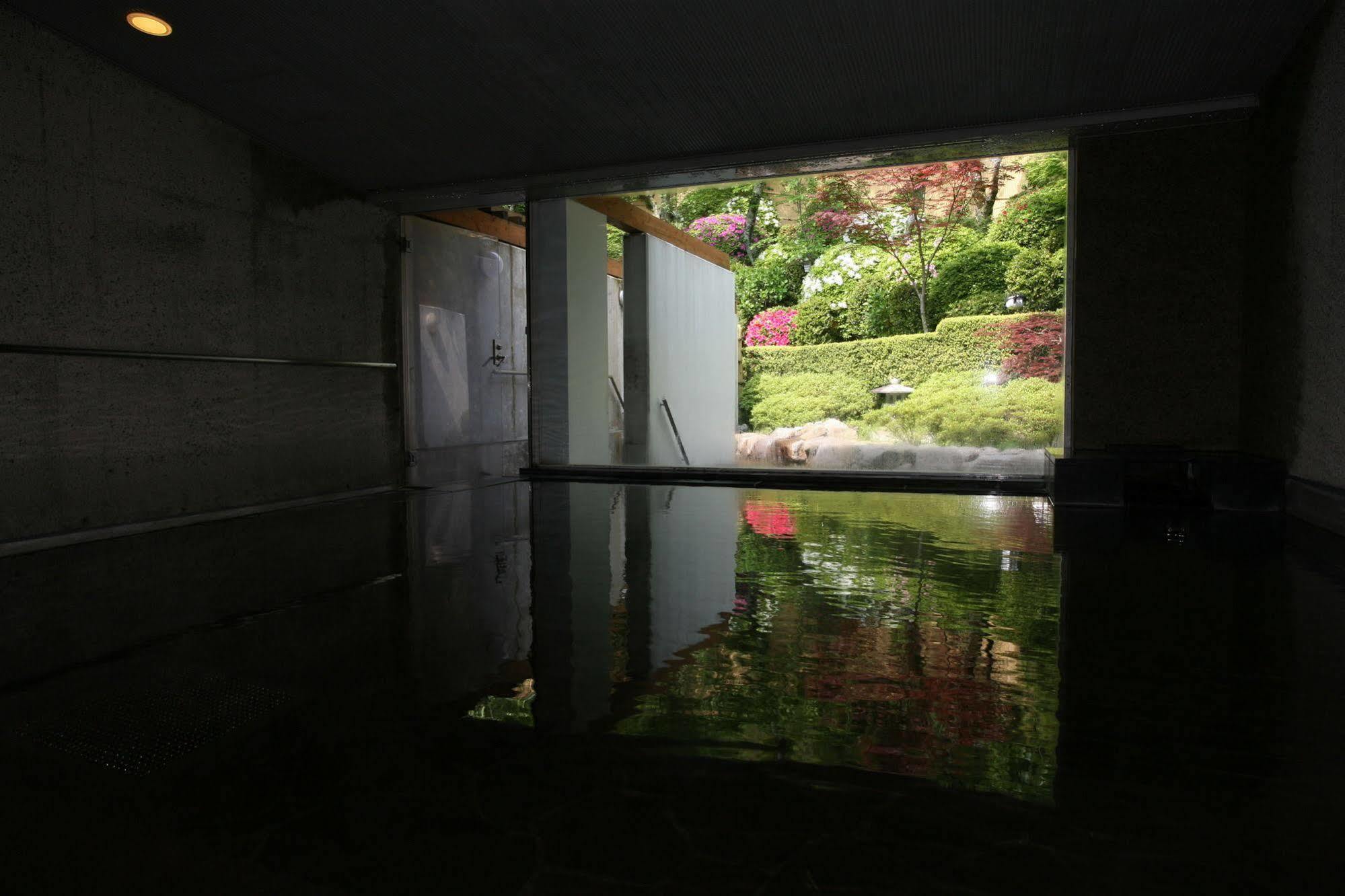 ホテル 尚玄山荘 熊本市 エクステリア 写真